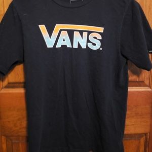 Boys vans tee.